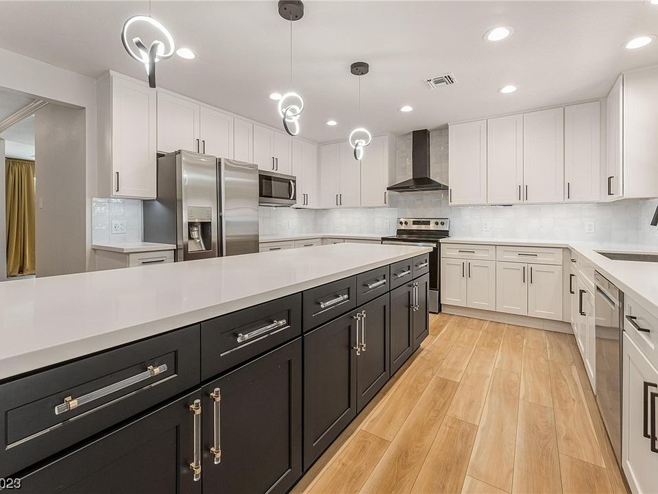 1st image of 3410 Villa Hermosa Dr