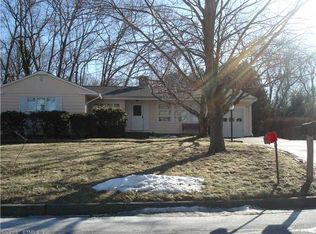 75 Case St, Norwich, CT 06360