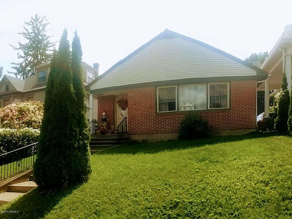 1129 Market St photo 1