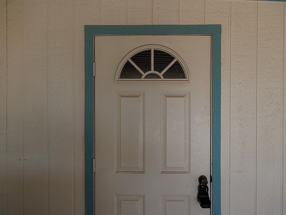 5th image of 3711 S Lakeside Cir