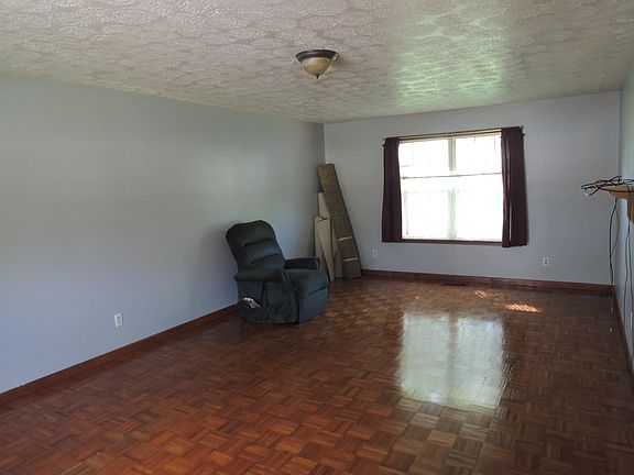 5th image of 1021 Lincoln Dr