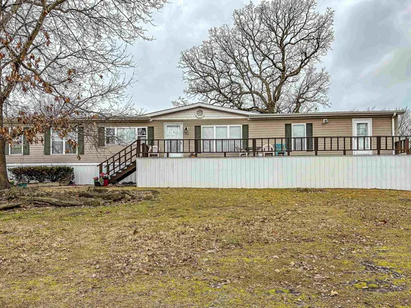 316 W 4th St, Yellville, AR 72687