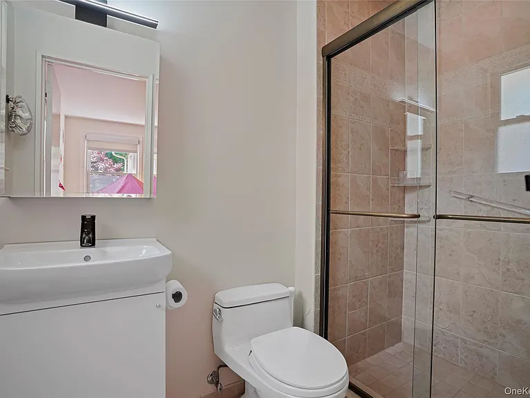 97 Hanson Ln — Photo 22