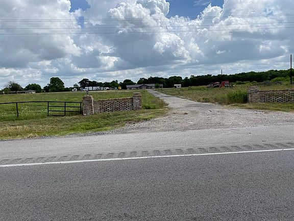 2nd image of 17263 State Highway 205