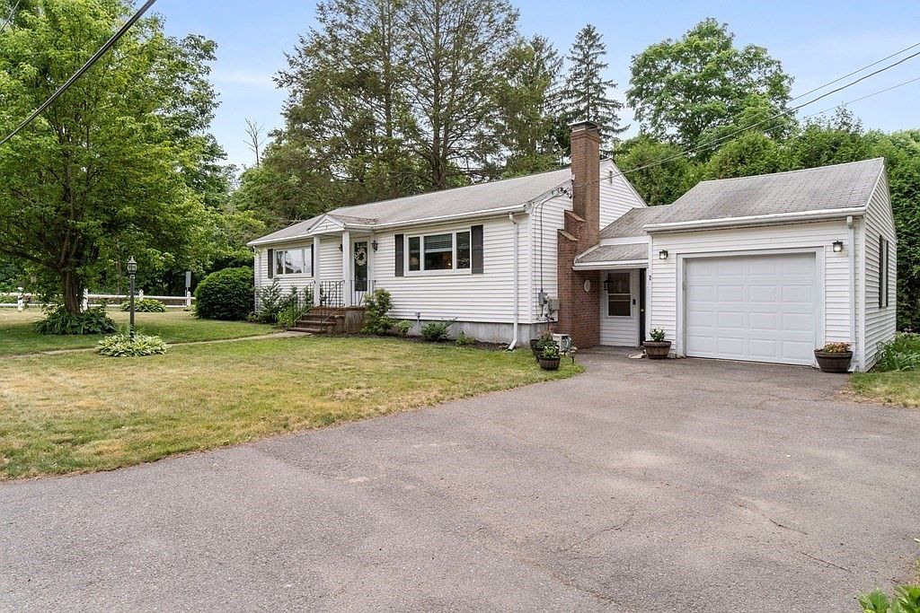 2 Hartshorn Rd, Walpole, MA 02081 Zillow