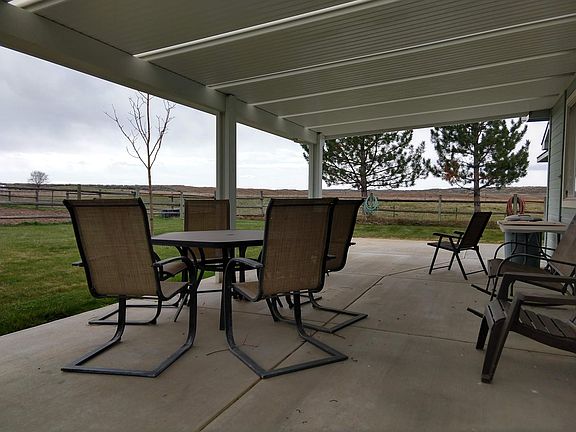 Large Covered Back Patio.