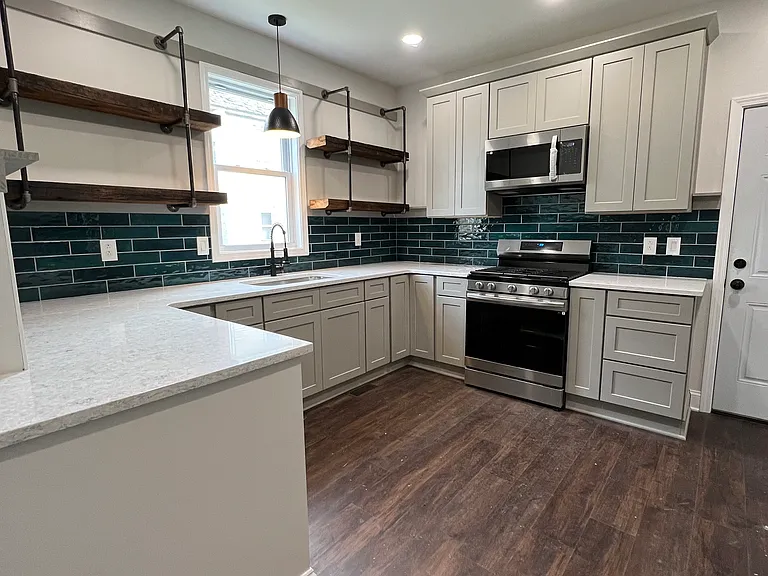 147 Oconnell Ave #1 — Photo 3