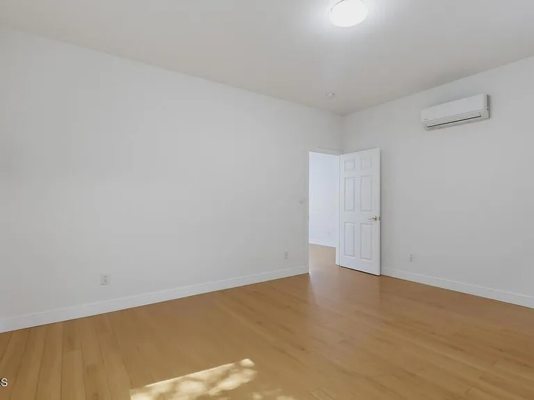 416 Sinclair Ave #A — Photo 14