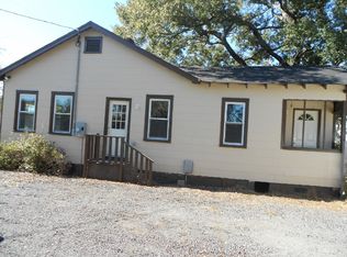 1628 Ashley River Rd, Charleston, SC 29407