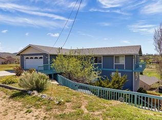 22212 McCarthy Dr, Tehachapi, CA 93561