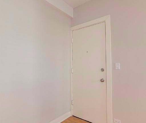 2nd image of 1056 W Lill Ave #2L
