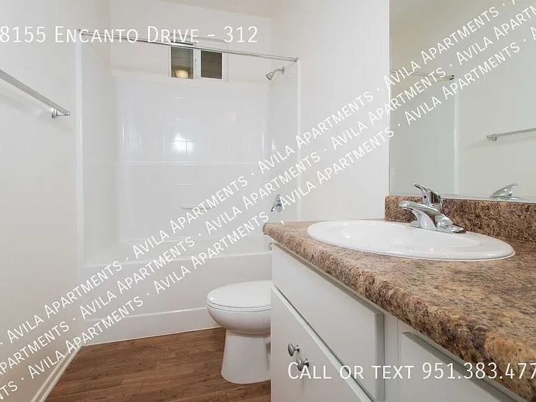 Avila Apartment Homes — Photo 30