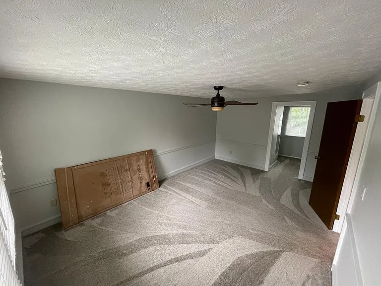 1651 Garry Dr — Photo 13
