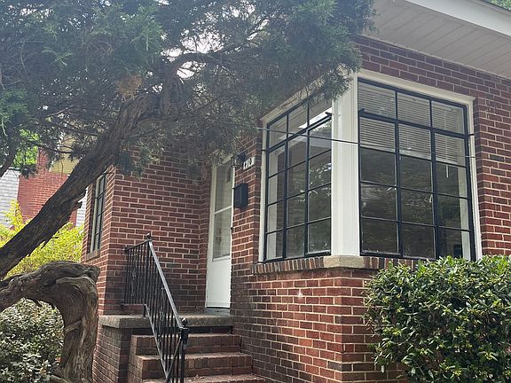 4th image of 410 W Markham Ave #1