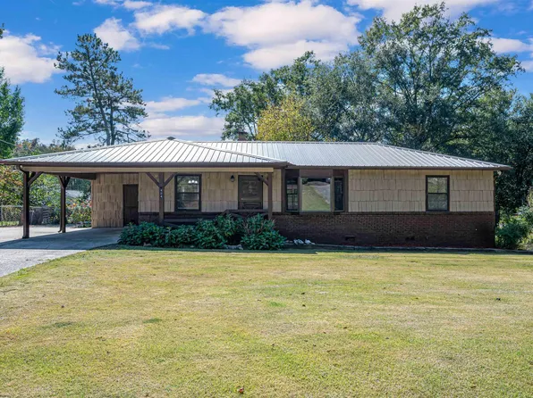 404 S Highland Dr, Warrior, AL 35180