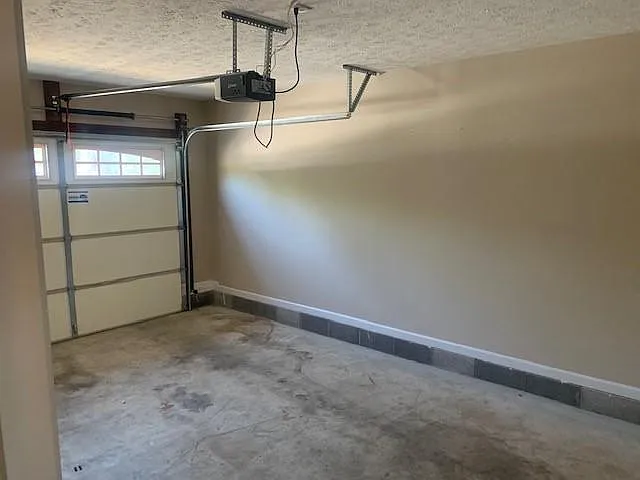 850 Tracy Ln #4 — Photo 12