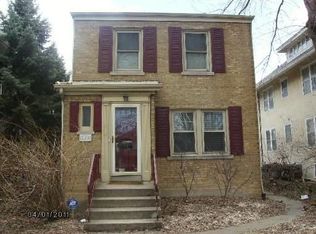 228 N Lombard Ave, Oak Park, IL 60302