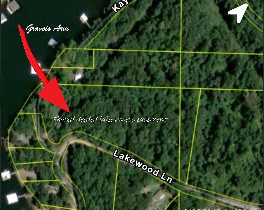 1st image of 6 Lakewood Ln