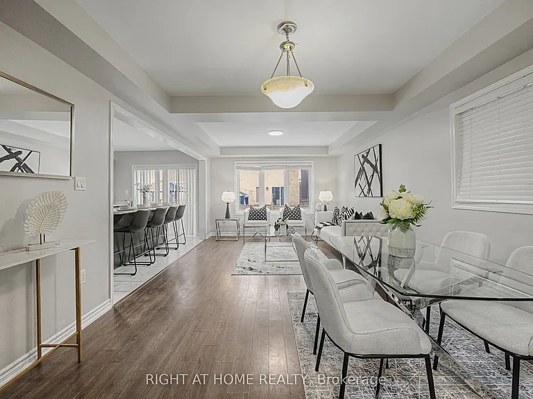 1235 Mulroney Hts — Photo 12