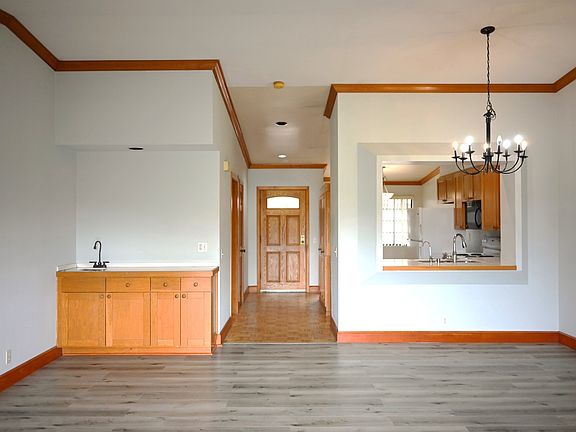 3rd image of 8880 Villa La Jolla Dr Unit 311
