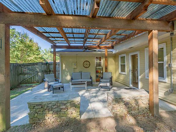 3rd image of 9409 Danese Ln SE