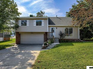 1205 Buckboard Blvd, Papillion, NE 68046