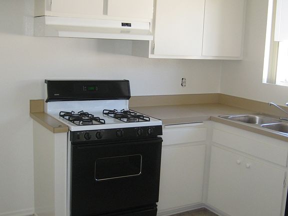 3rd image of 2152 Via Camino Verde APT 4