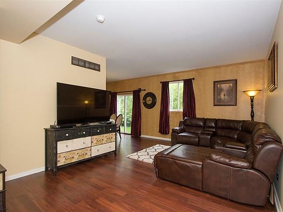 3rd image of 16625 W Willow Walk Dr