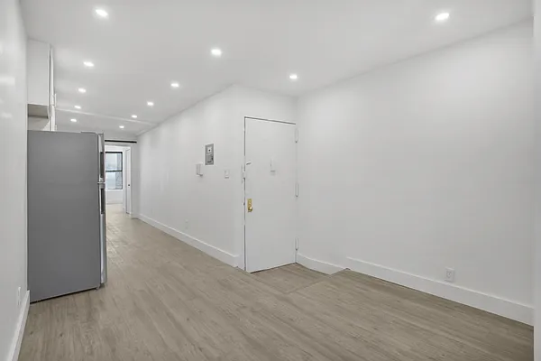 Rented by Corcoran | media 7