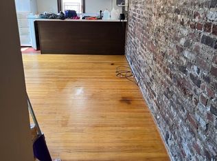 237 Christian St APT 3R, Philadelphia, PA 19147