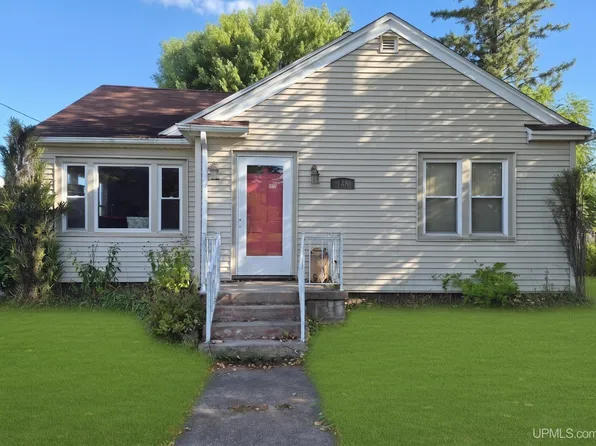 149 G 18 Rd, Carney, MI 49812