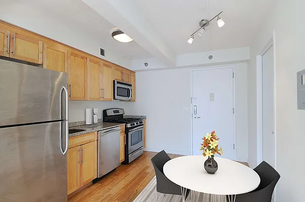 Rented by Compass | media 2