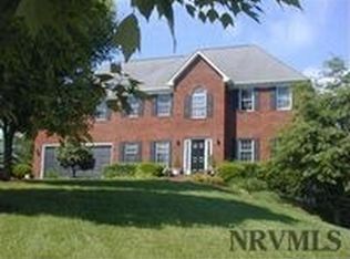 2105 Reagan Rd, Blacksburg, VA 24060