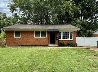 1316 Genesta Dr, Evansville, IN 47720