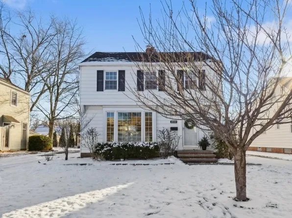 20369 Parkview Ave, Rocky River, OH 44116