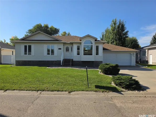 108 9th Avenue W, Unity, SK S0K 4L0