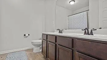 203 Holmes Point Ct — Photo 33