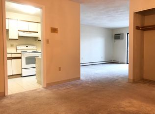 56 Farwell St #7, Newtonville, MA 02460