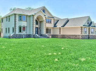 189 Dayna Ct, Toms River, NJ 08753