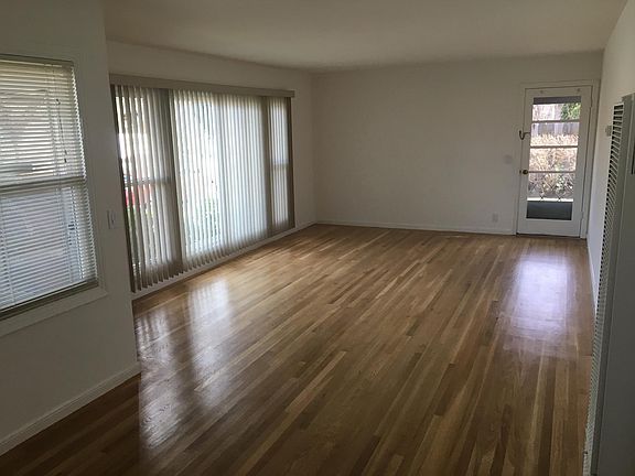 2nd image of 1108 Ebener St