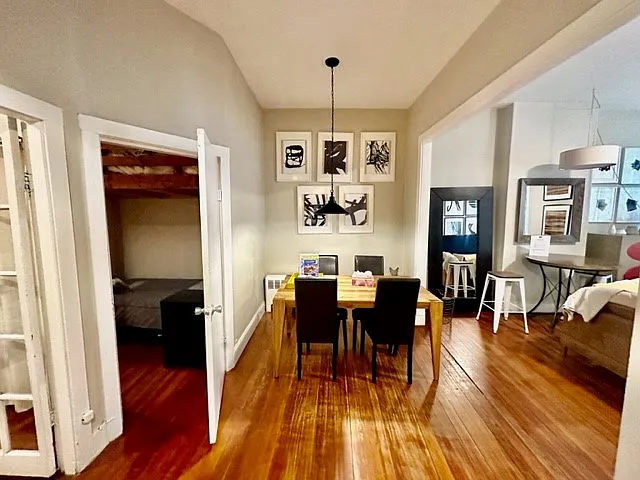 435 Hanover St #2B — Photo 3