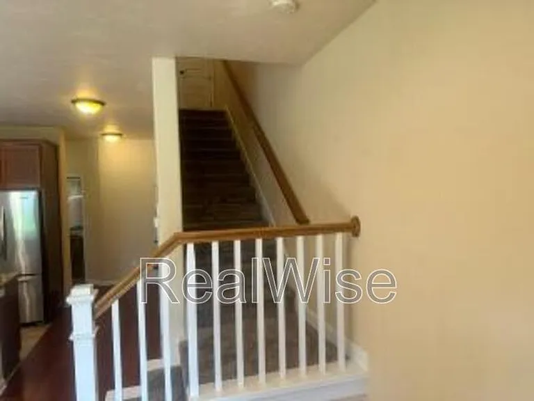 1709 Softwood Way — Photo 16
