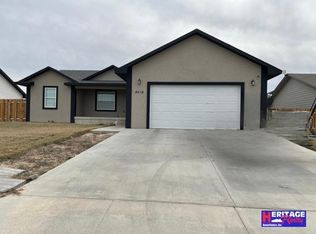 4018 Hawthorne Way, Garden City, KS 67846