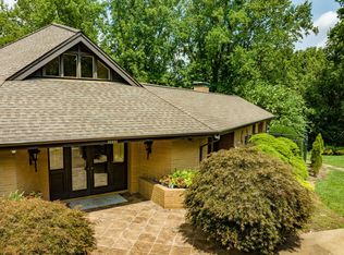 2032 Canterbury Rd, Kingsport, TN 37660