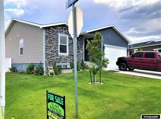 380 Sheep Creek Dr, Rock Springs, WY 82901
