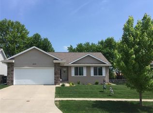 2131 Probst Ct SW, Cedar Rapids, IA 52404