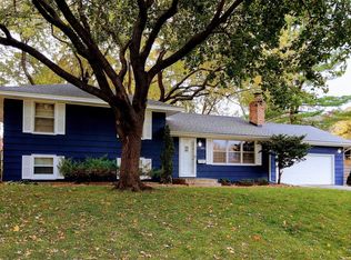 4601 Southmore Dr, Bloomington, MN 55437