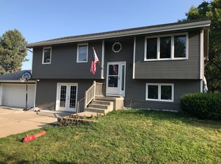 409 S 11th St, Adel, IA 50003