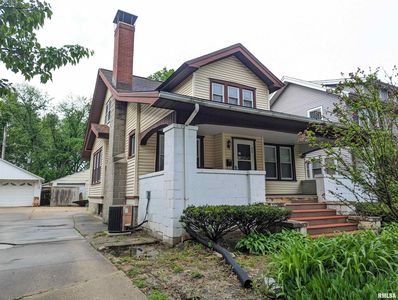220 W Hanssler Pl, Peoria, IL, 61604