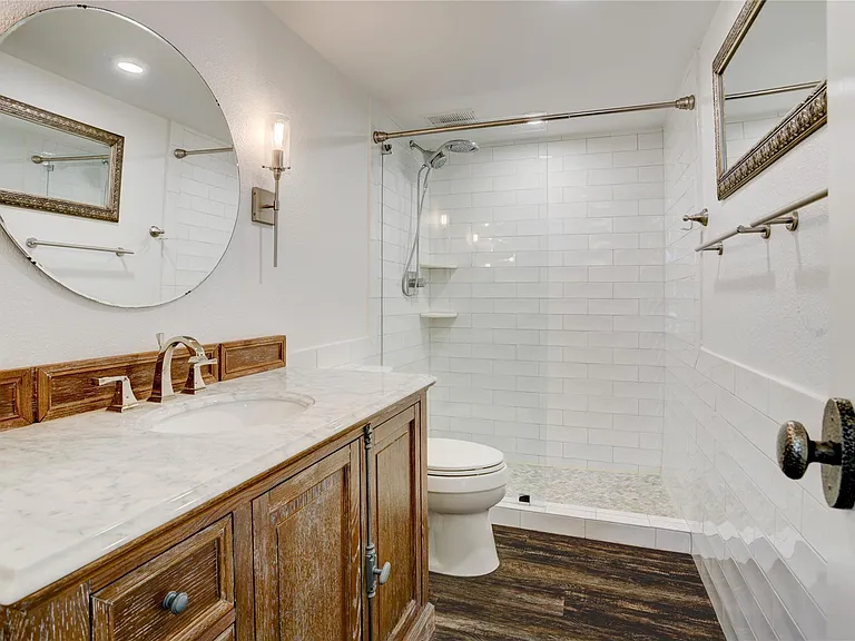 2701 Westheimer Rd #12E — Photo 14